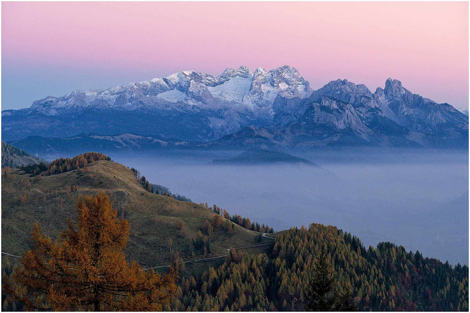 Morgenstimmung mit Dachstein im Hintergrund